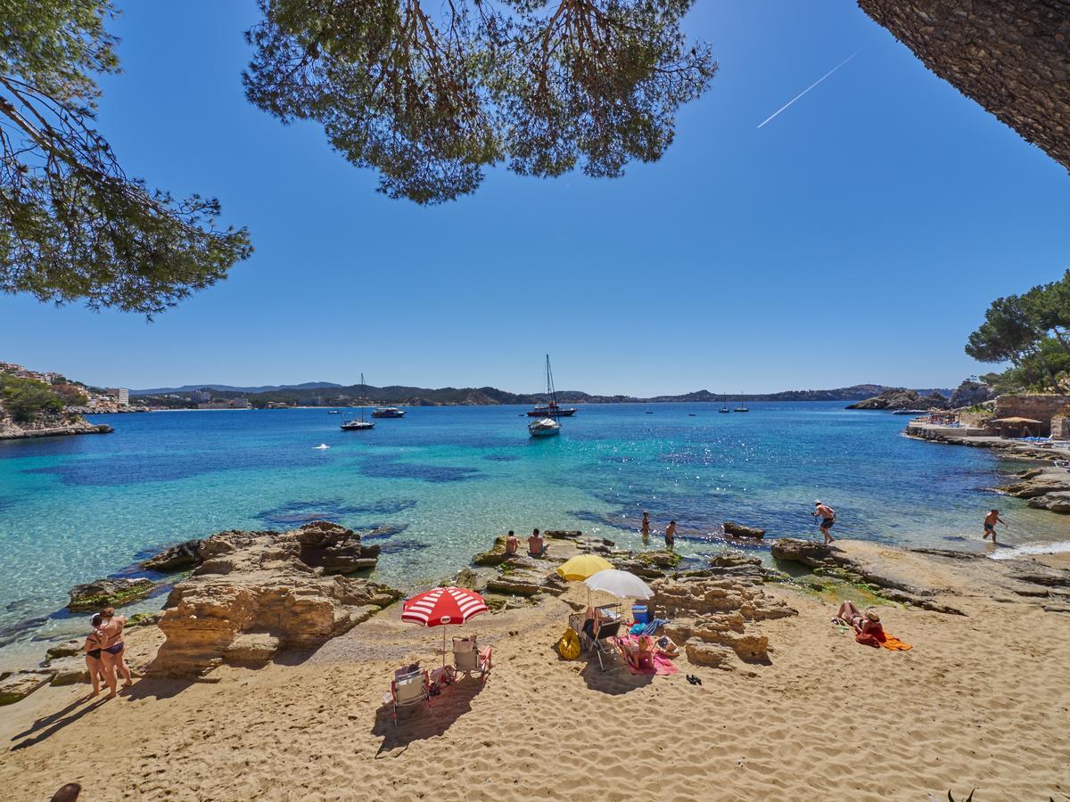 Petit Cala Fornells Hotell 5*