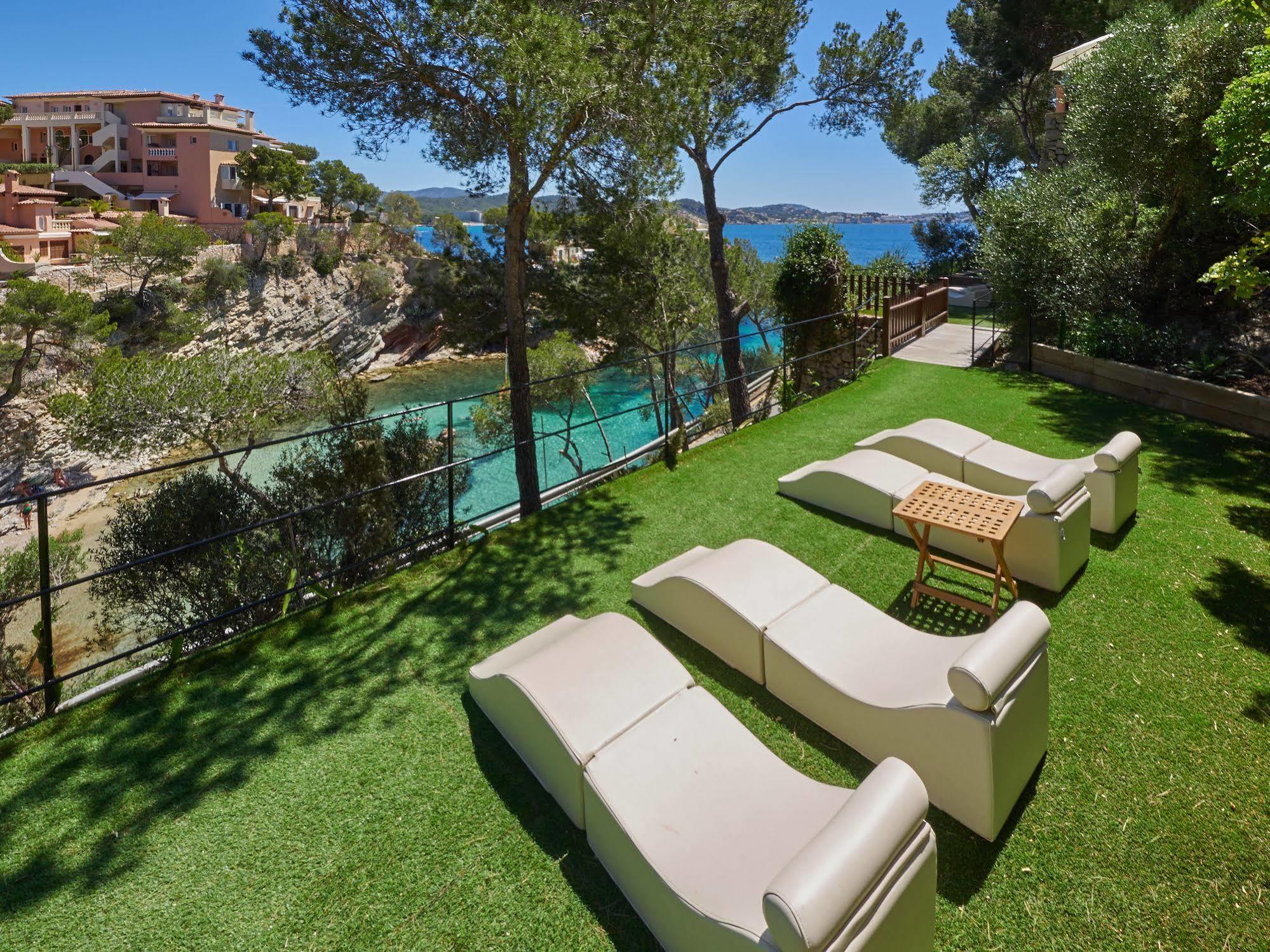 Hotell Petit Cala Fornells 5*
