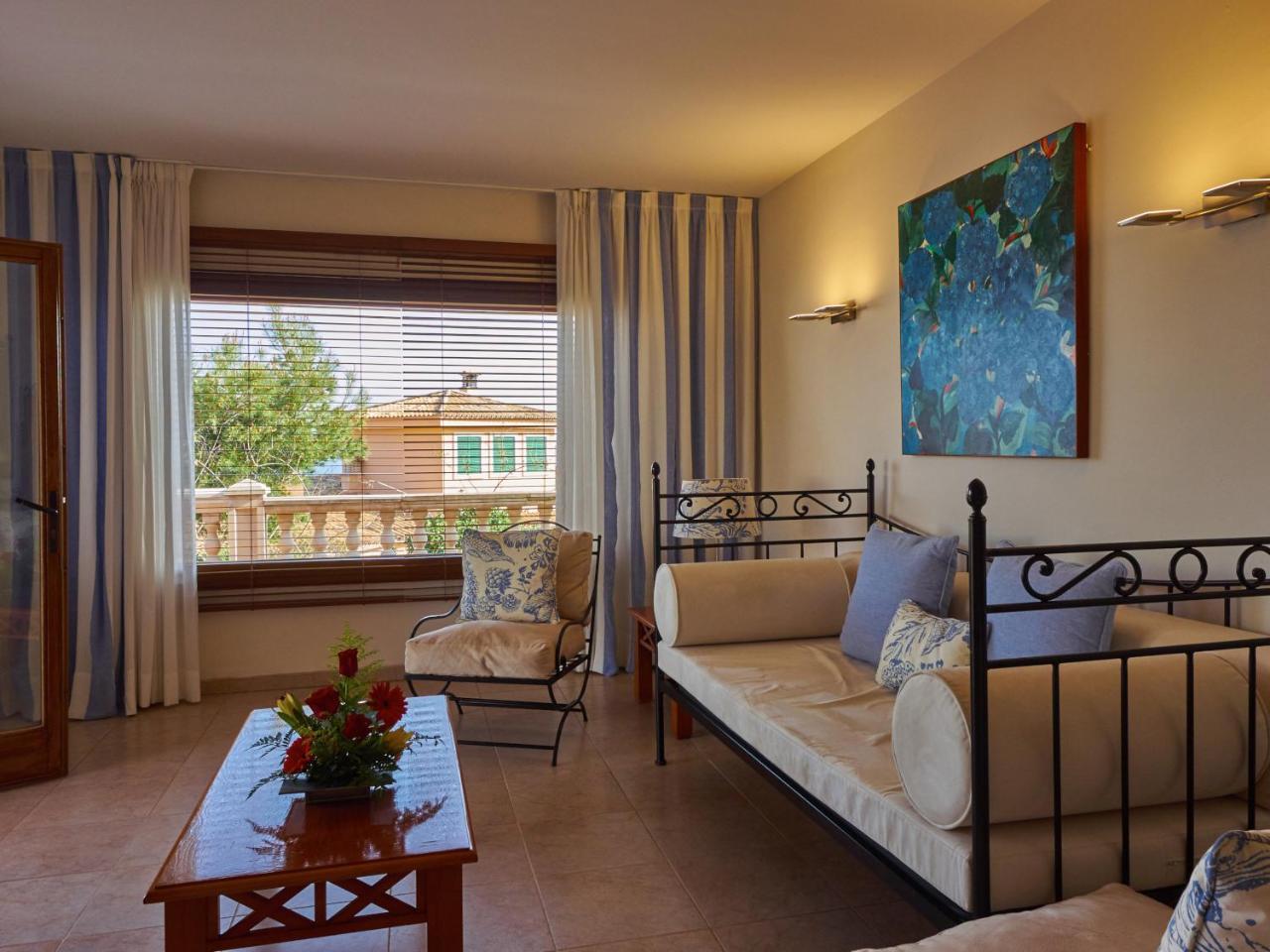 Petit Cala Fornells Hotell Peguera